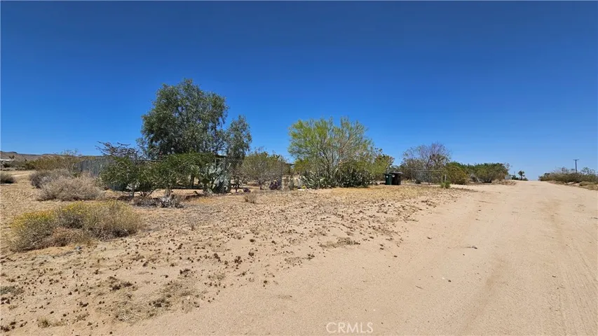 1240 Geronimo Trail, Yucca Valley, California 92284