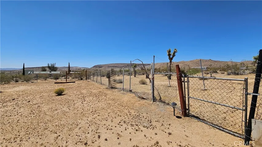 1240 Geronimo Trail, Yucca Valley, California 92284