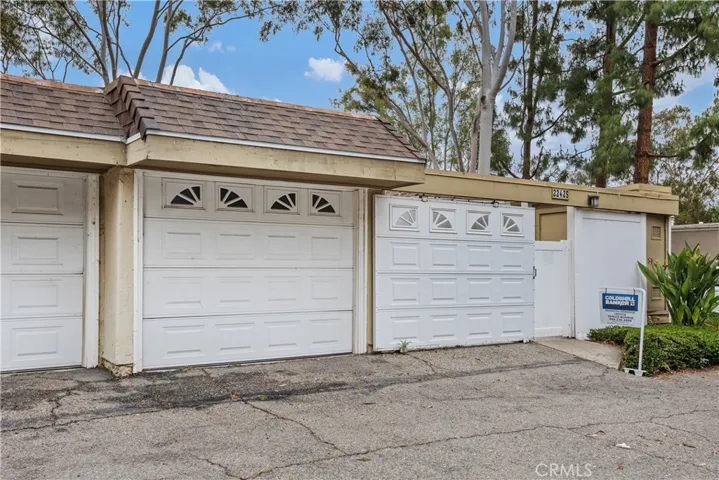 Laguna Village Community just minutes to Central Irvine.