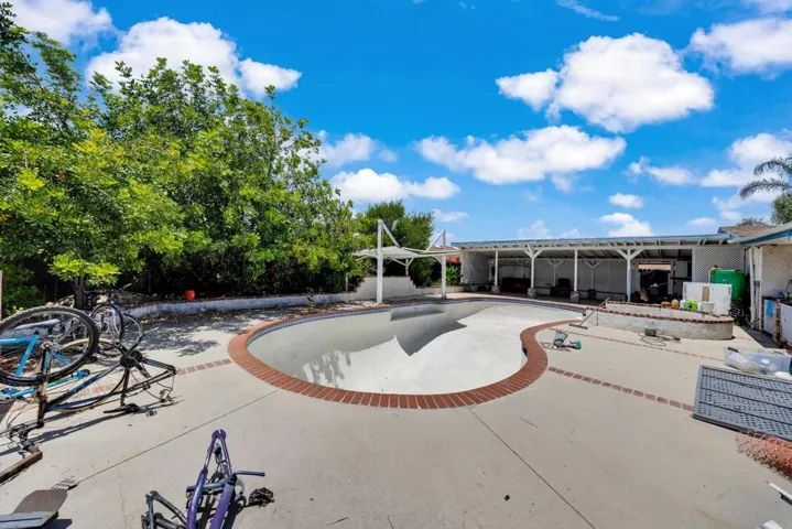 131 S Orleans Ave., Escondido, California 92027