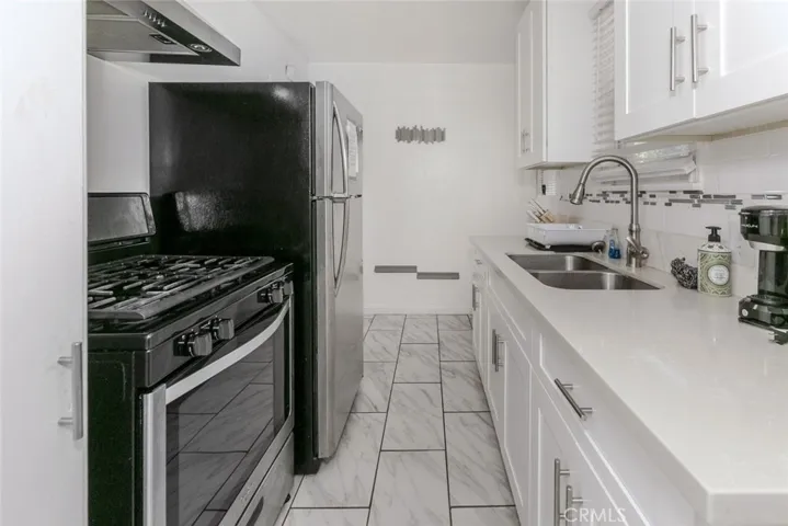 22 N Electric Avenue, Alhambra, California 91801