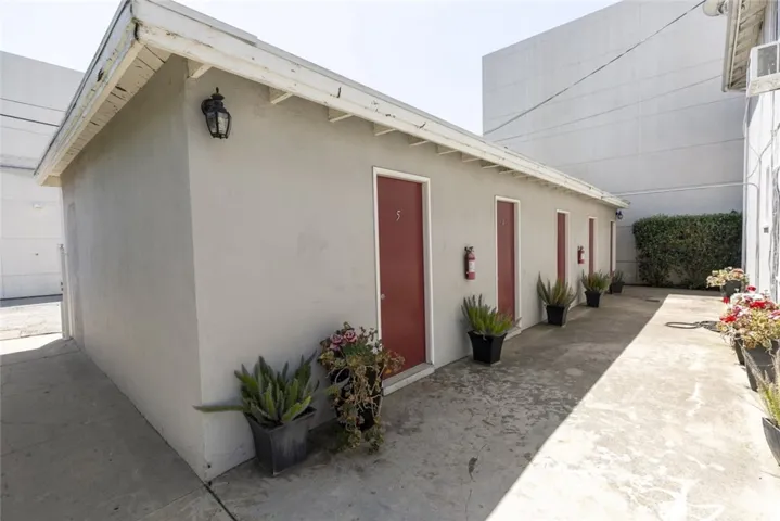 22 N Electric Avenue, Alhambra, California 91801