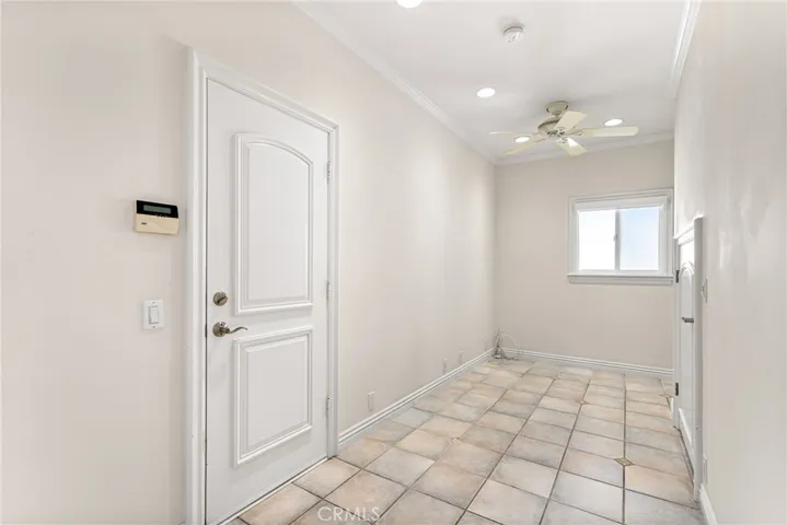 327 Amethyst Avenue, Newport Beach, California 92662