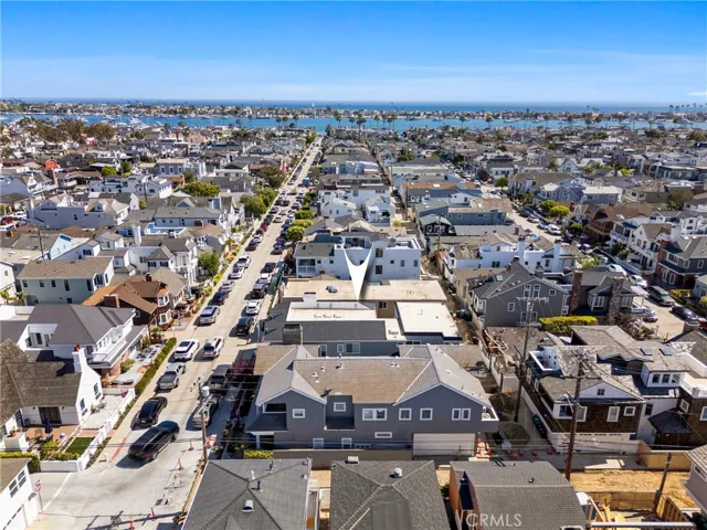 327 Amethyst Avenue, Newport Beach, California 92662
