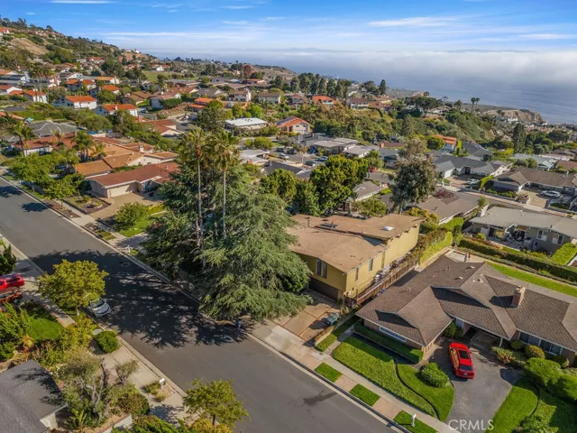 30211 Via Rivera, Rancho Palos Verdes, California 90275