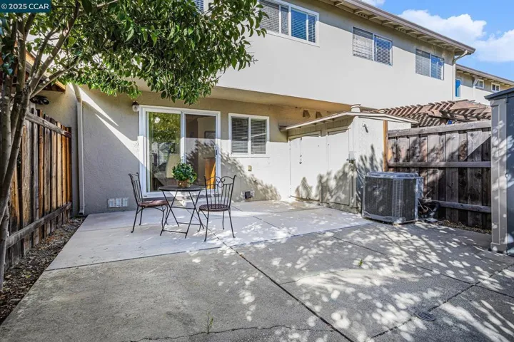 1897 Lynwood Dr D, Concord, California 94519