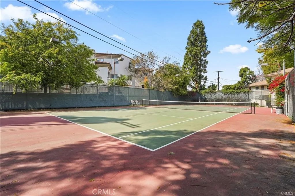 5835 Bowcroft Street 2, Los Angeles, California 90016 home-pic-27