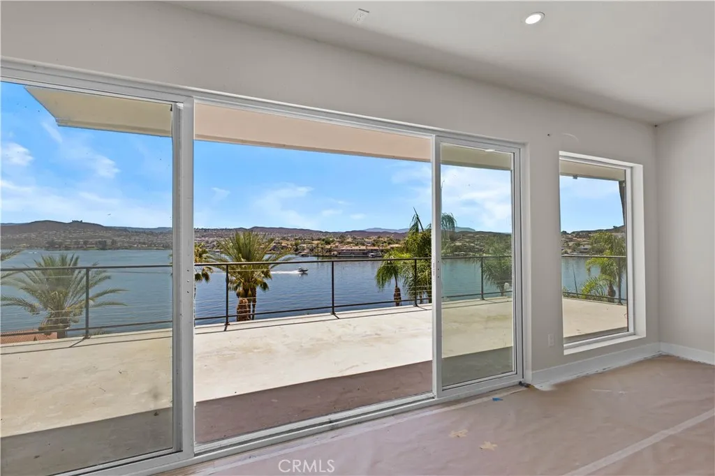 22262 San Joaquin Drive W, Canyon Lake, California 92587 home-pic-7