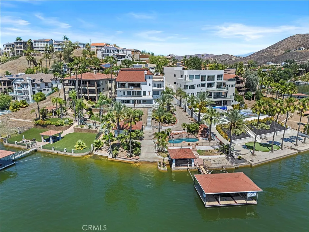 22262 San Joaquin Drive W, Canyon Lake, California 92587 home-pic-13