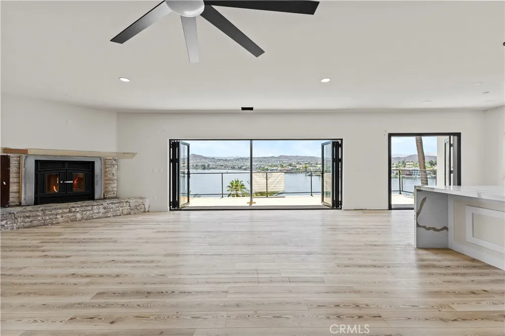 22262 San Joaquin Drive W, Canyon Lake, California 92587 home-pic-3