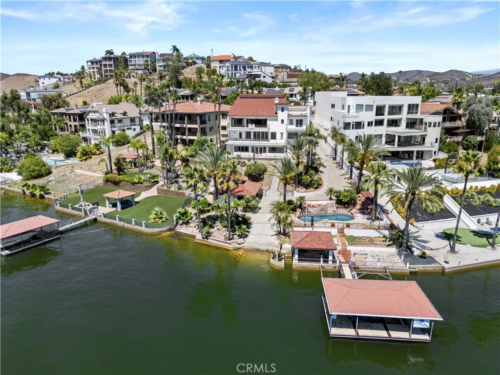 22262 San Joaquin Drive W, Canyon Lake, California 92587 home-pic-14
