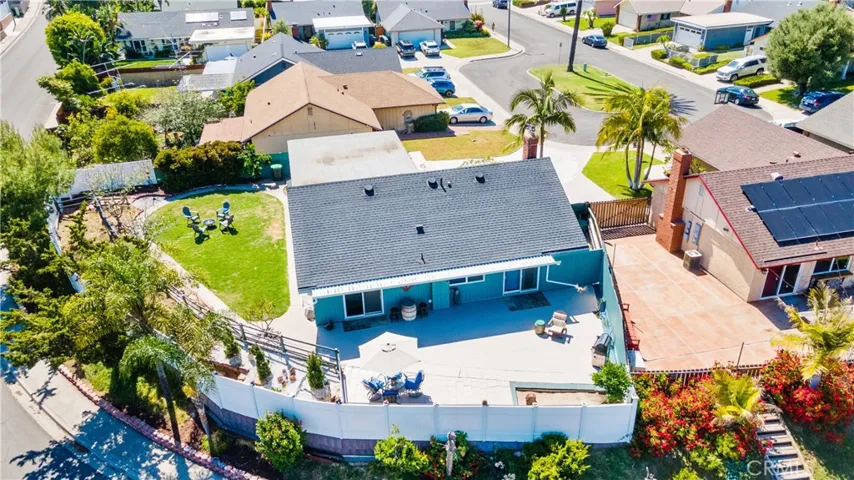 22582 Catania, Laguna Hills, California 92653