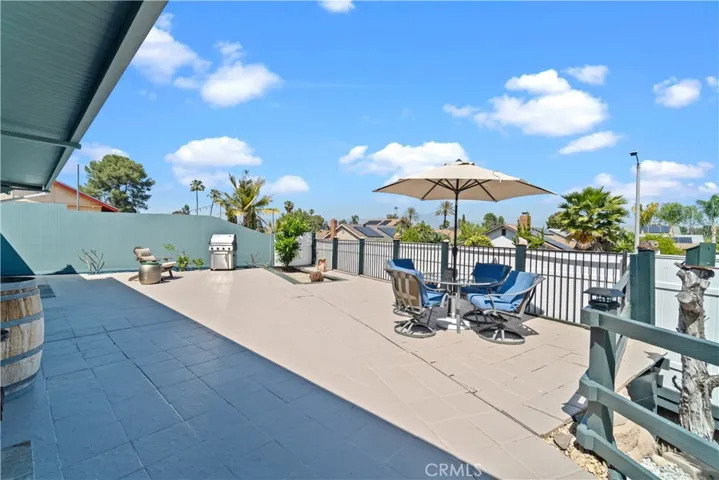 22582 Catania, Laguna Hills, California 92653