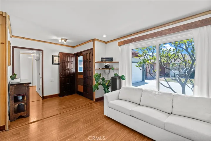22582 Catania, Laguna Hills, California 92653