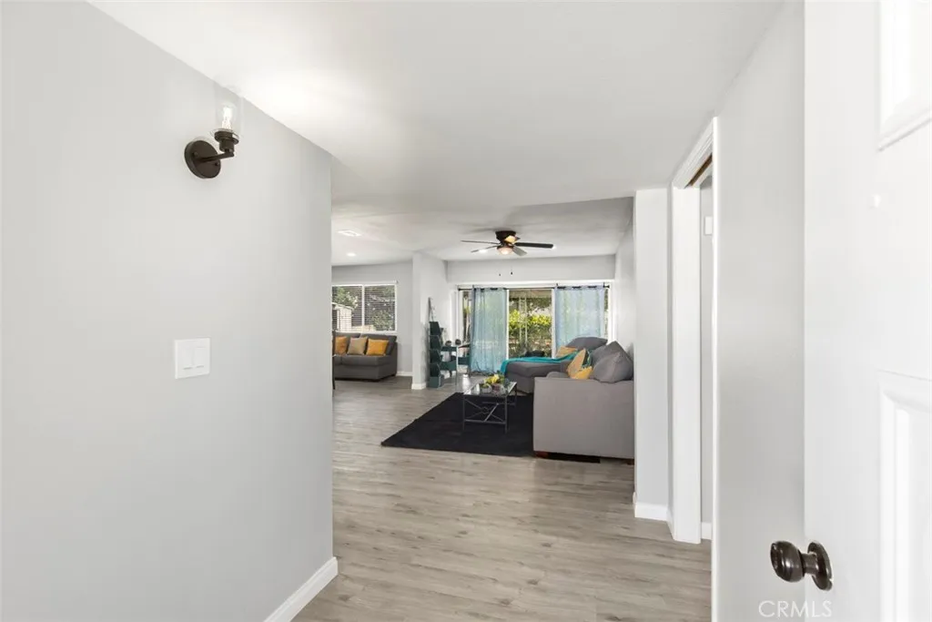 25781 Interlechen Drive, Menifee, California 92586 home-pic-6