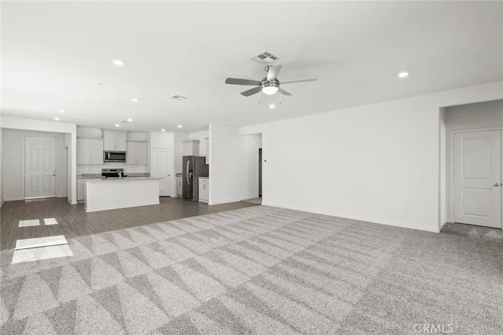 42490 Isla Court, Indio, California 92220 home-pic-4