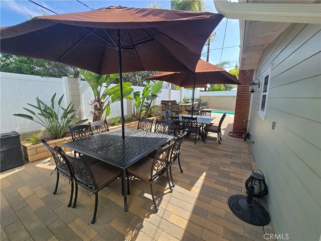 249 Loyola Road, Costa Mesa, California 92626 home-pic-36