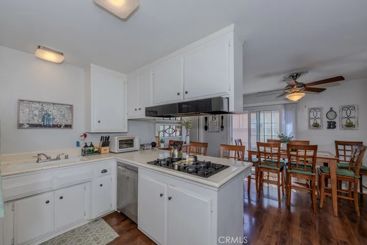 Another view of kitchen