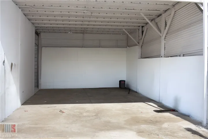 6400 S Broadway, Los Angeles, California 90003