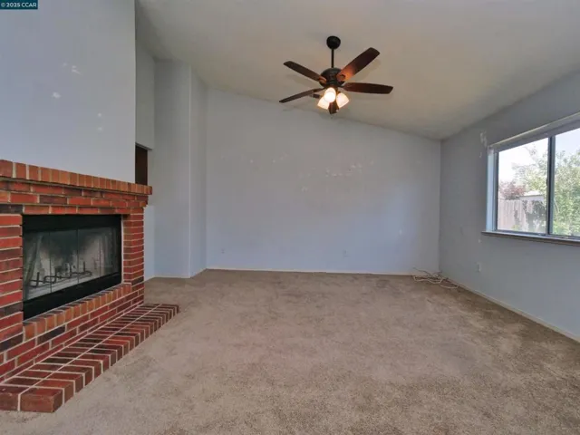 4301 Castle Cary Lane, Salida, California 95368