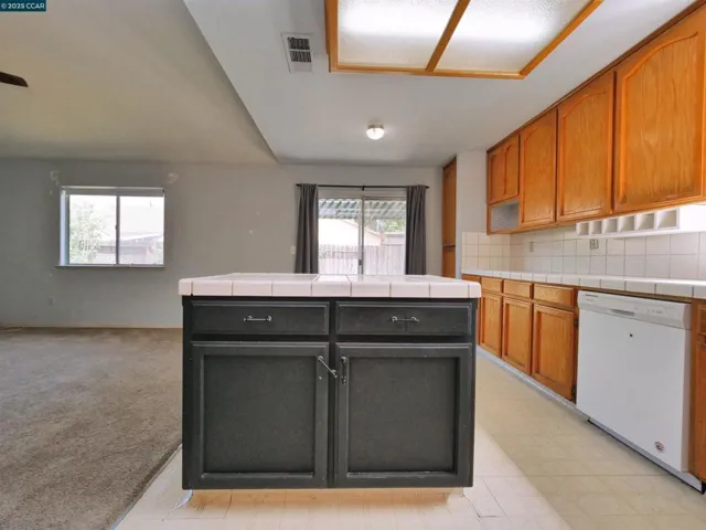 4301 Castle Cary Lane, Salida, California 95368