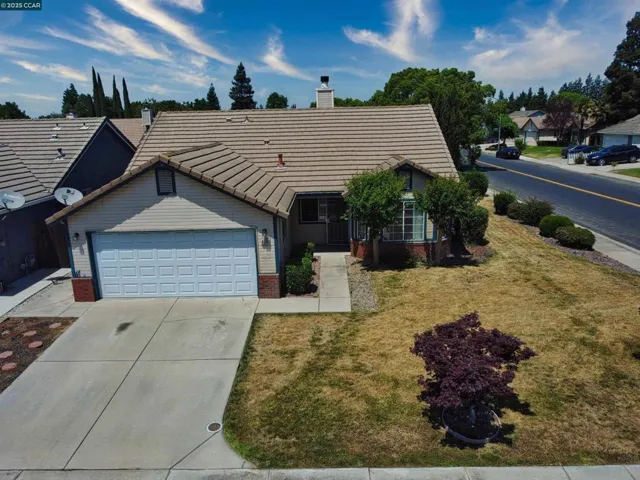 4301 Castle Cary Lane, Salida, California 95368