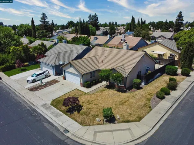 4301 Castle Cary Lane, Salida, California 95368