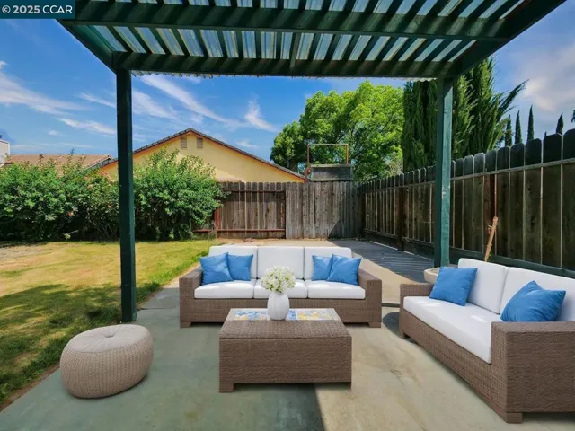 Virtual Staging