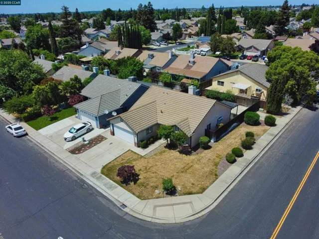 4301 Castle Cary Lane, Salida, California 95368