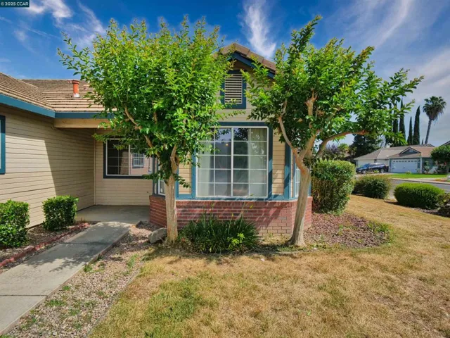 4301 Castle Cary Lane, Salida, California 95368