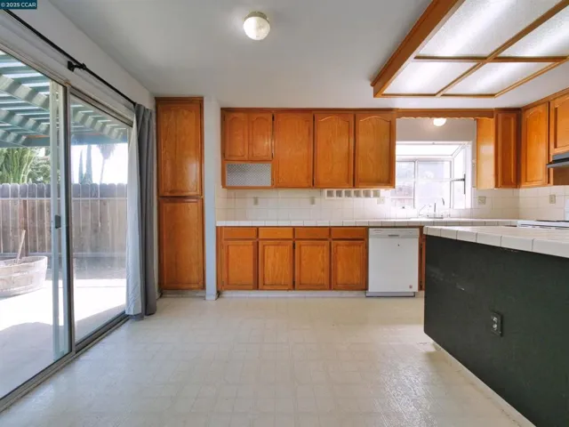 4301 Castle Cary Lane, Salida, California 95368