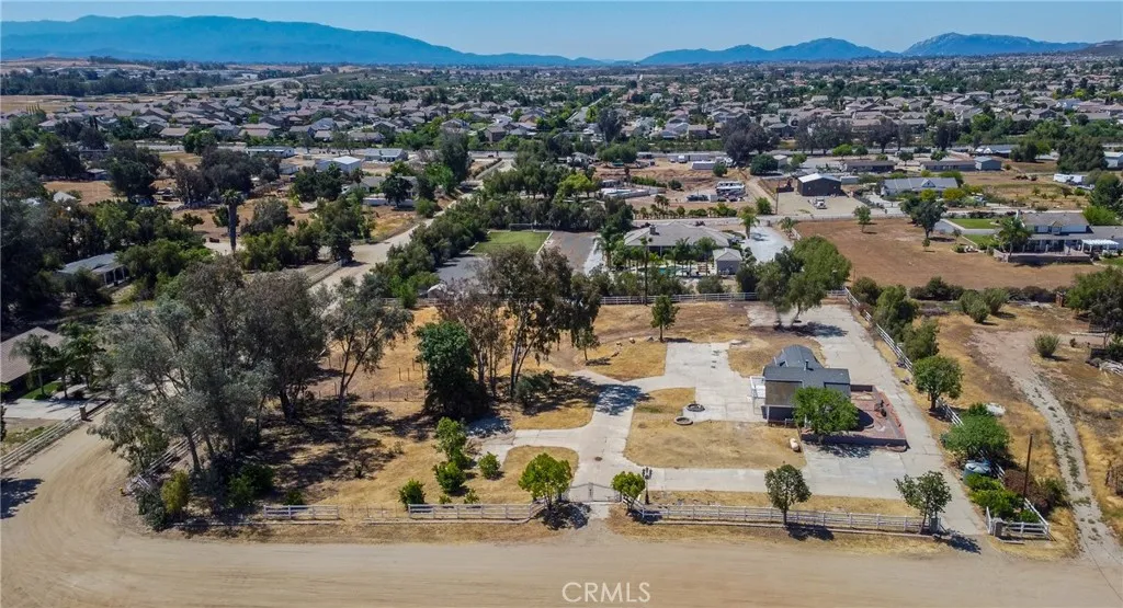 36055 Maddalena Road, Winchester, California 92596 home-pic-32