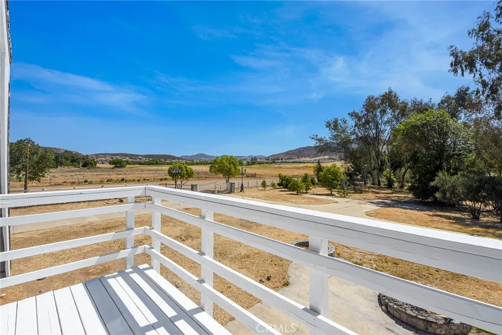36055 Maddalena Road, Winchester, California 92596 home-pic-19