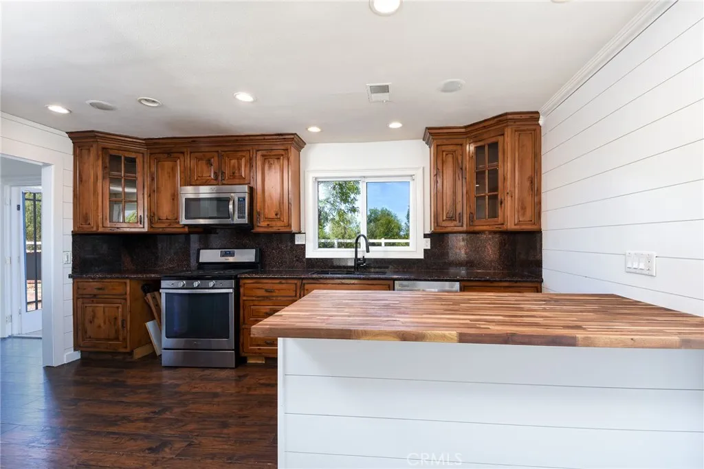 36055 Maddalena Road, Winchester, California 92596 home-pic-7