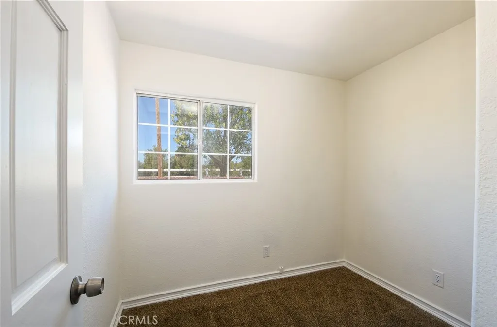 36055 Maddalena Road, Winchester, California 92596 home-pic-16