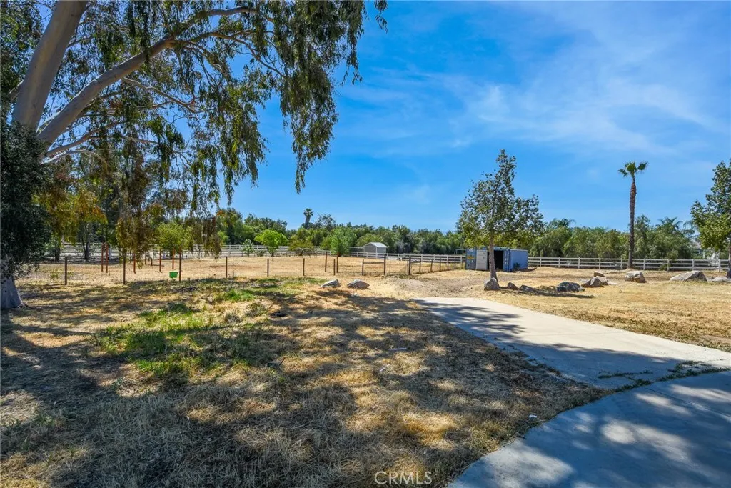 36055 Maddalena Road, Winchester, California 92596 home-pic-28