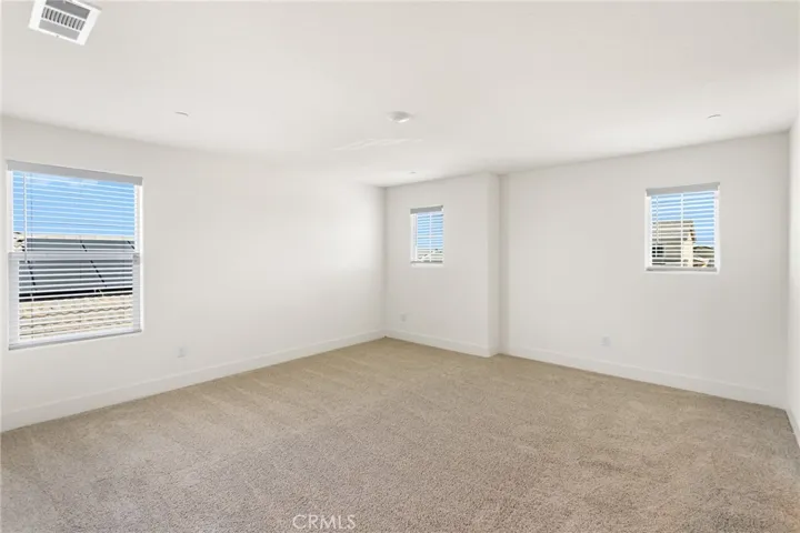 522 Sansoni Street, Los Banos, California 93635