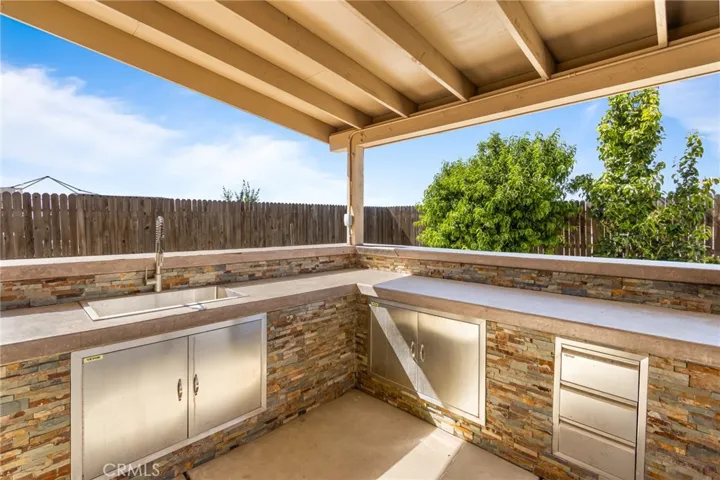 522 Sansoni Street, Los Banos, California 93635
