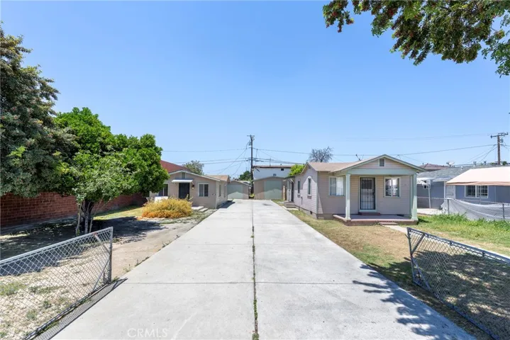 1127 S Mcdonnell Avenue, East Los Angeles, California 90022