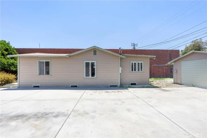 1127 S Mcdonnell Avenue, East Los Angeles, California 90022