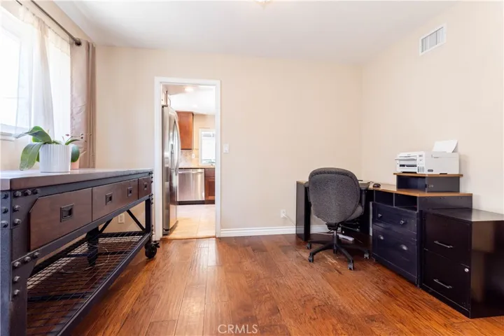 Dining/Office