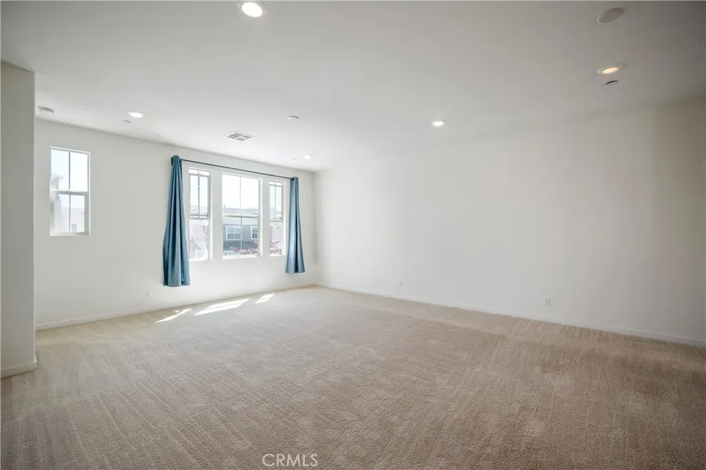 125 Mongoose, Irvine, California 92618 home-pic-12