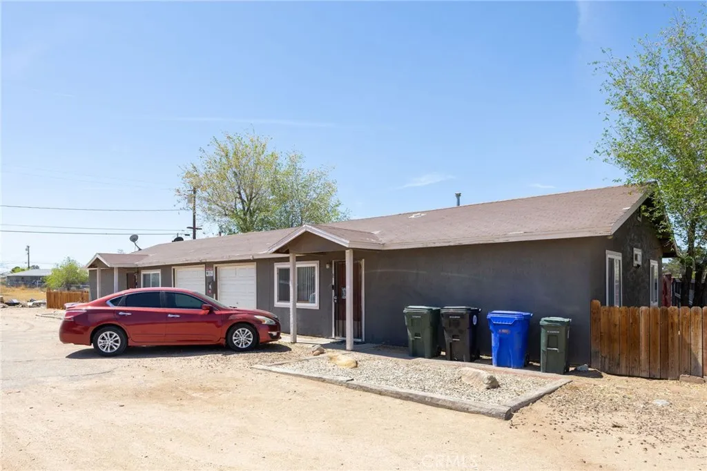 12023 Chamberlaine Way, Adelanto, California 92301 home-pic-12