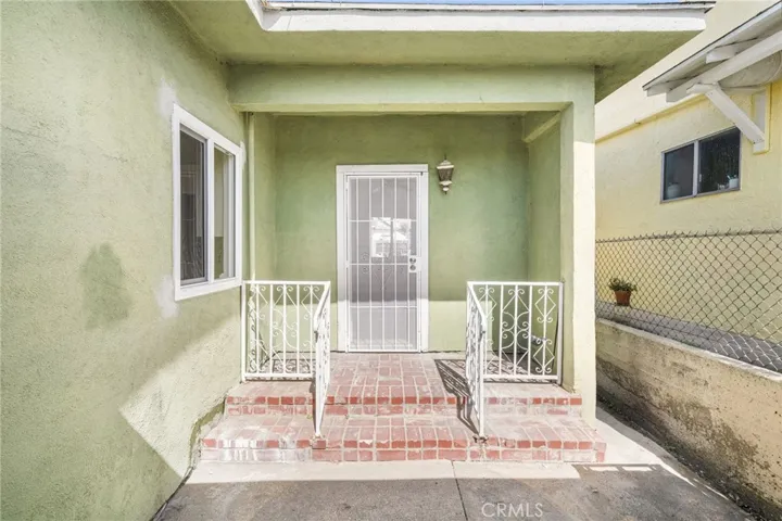 2202 Gates Street, Los Angeles, California 90031
