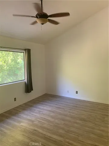 Ceiling fan in a large master suite