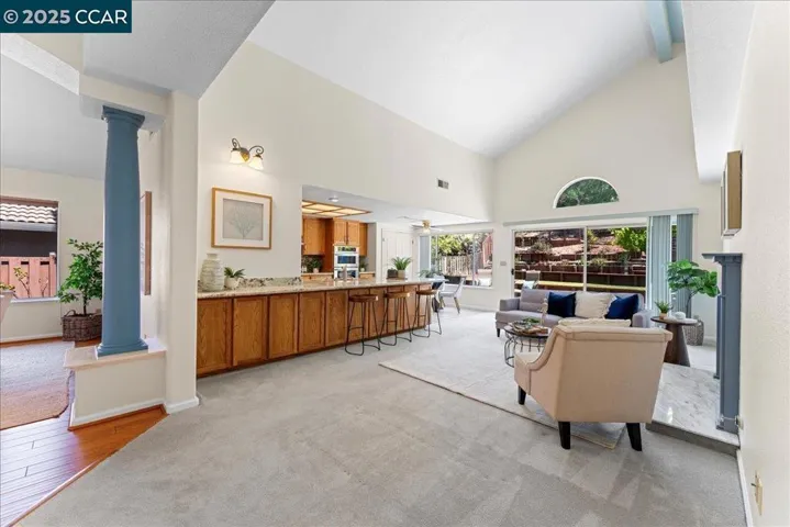 5378 Country View Dr, Richmond, California 94803