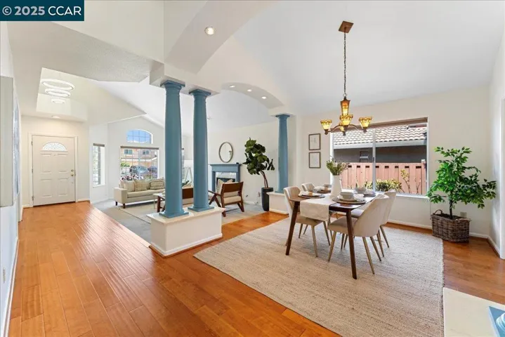5378 Country View Dr, Richmond, California 94803