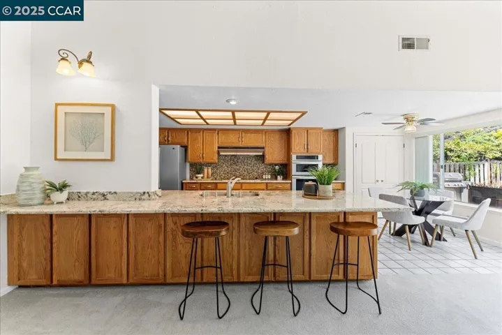 Plenty of Space to Eat on this Oversized Island