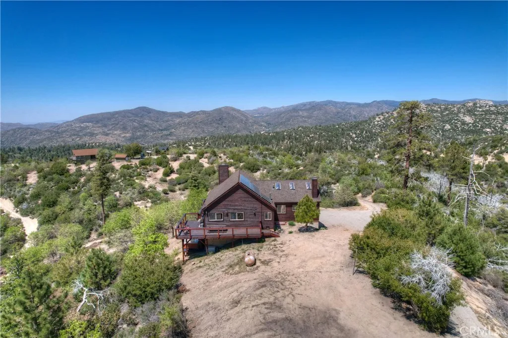 175 N Trails End Road, Green Valley Lake, California 92341 home-pic-64