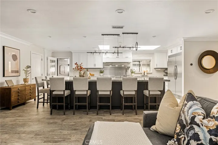 20402 Seven Seas Lane, Huntington Beach, California 92646
